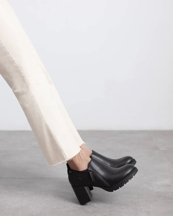 WA-202012 - J-bloomshoes