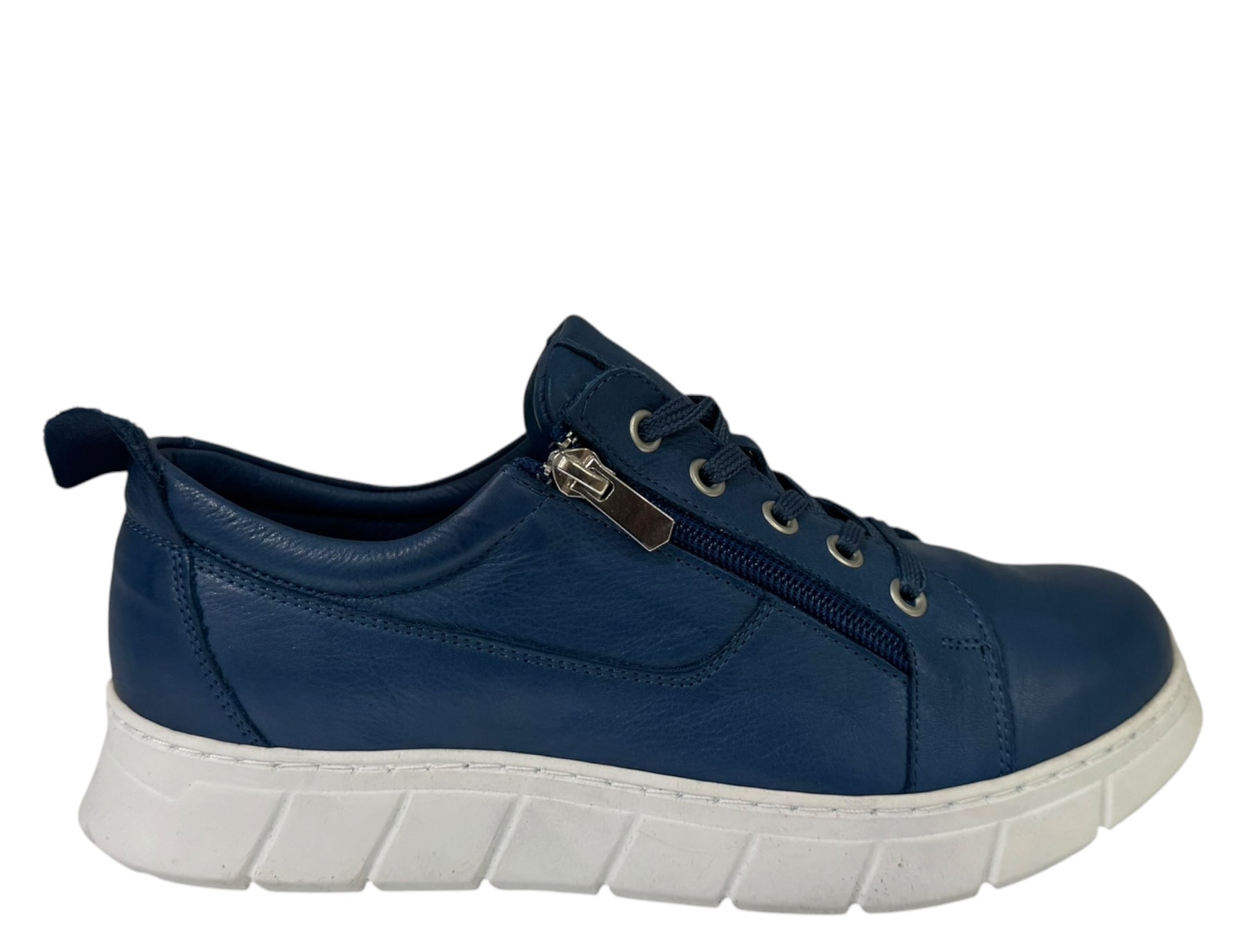 WE-301001 Patricia Low-Top Sneakers: Elevate Your Everyday Style - J-bloomshoes