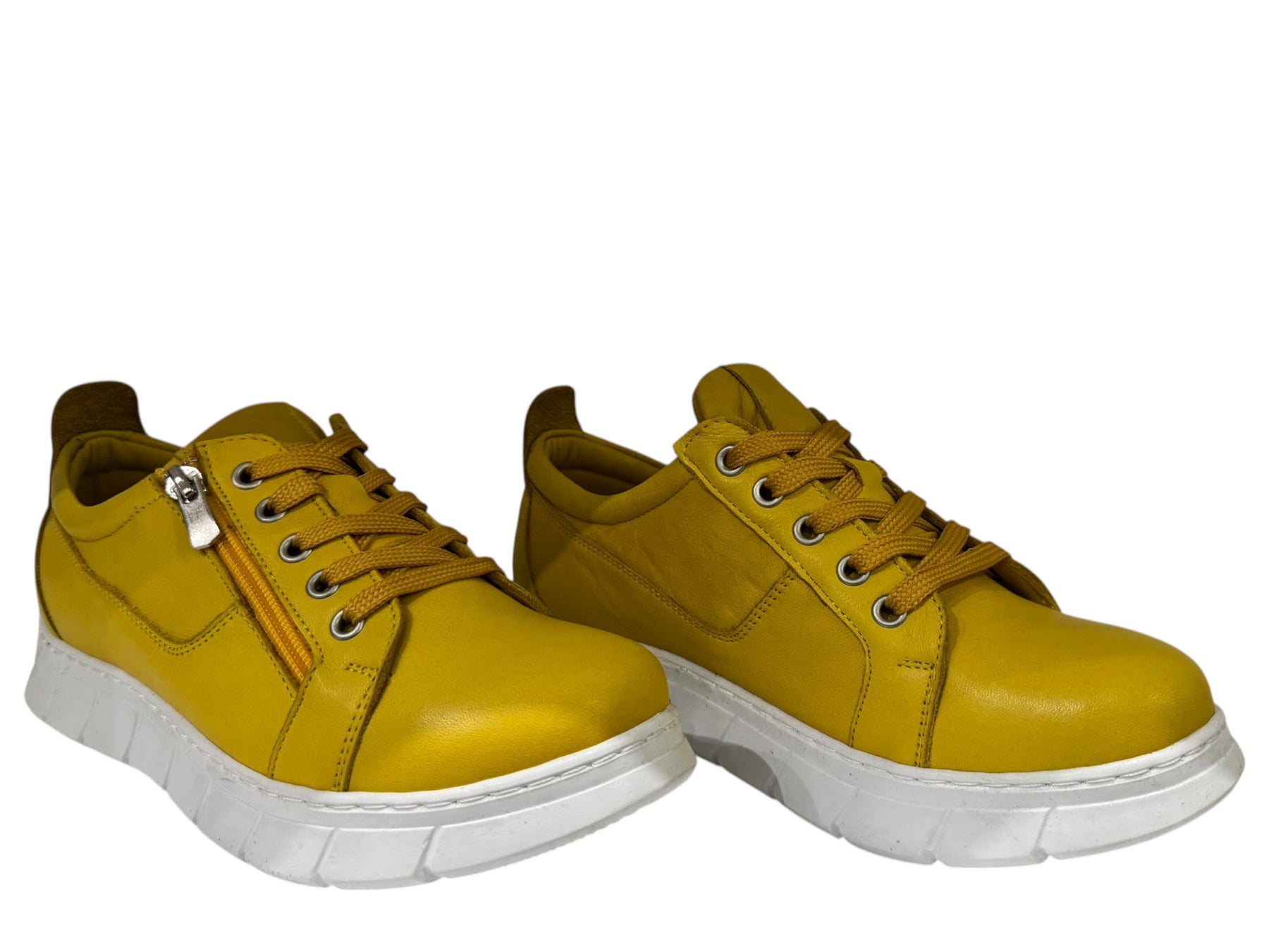 WE-301001 Patricia Low-Top Sneakers: Elevate Your Everyday Style - J-bloomshoes