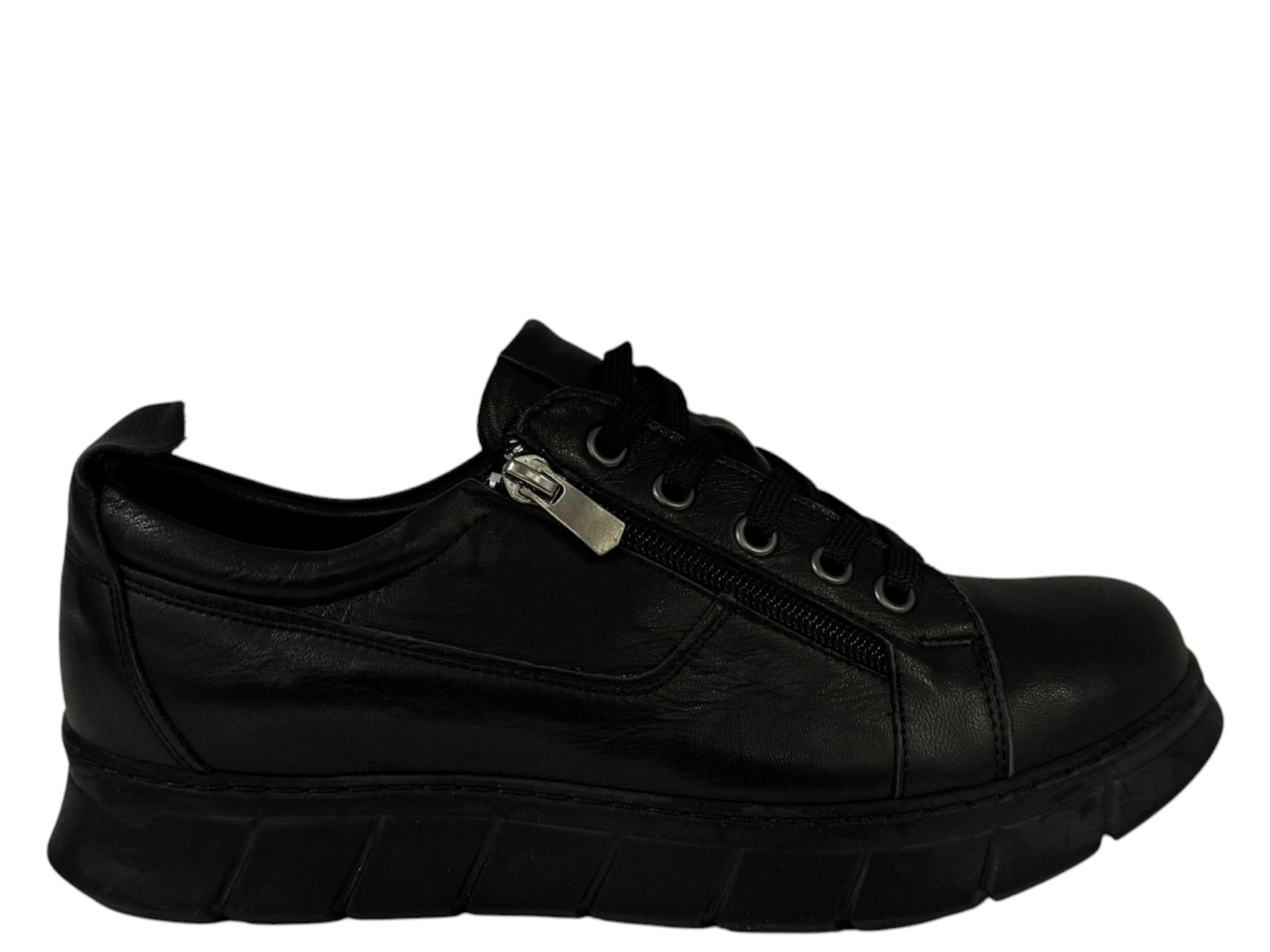 WE-301001 Patricia Low-Top Sneakers: Elevate Your Everyday Style - J-bloomshoes