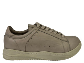 Valerie Low-Top Sneakers: Elevate Your Everyday Style - J-bloomshoes