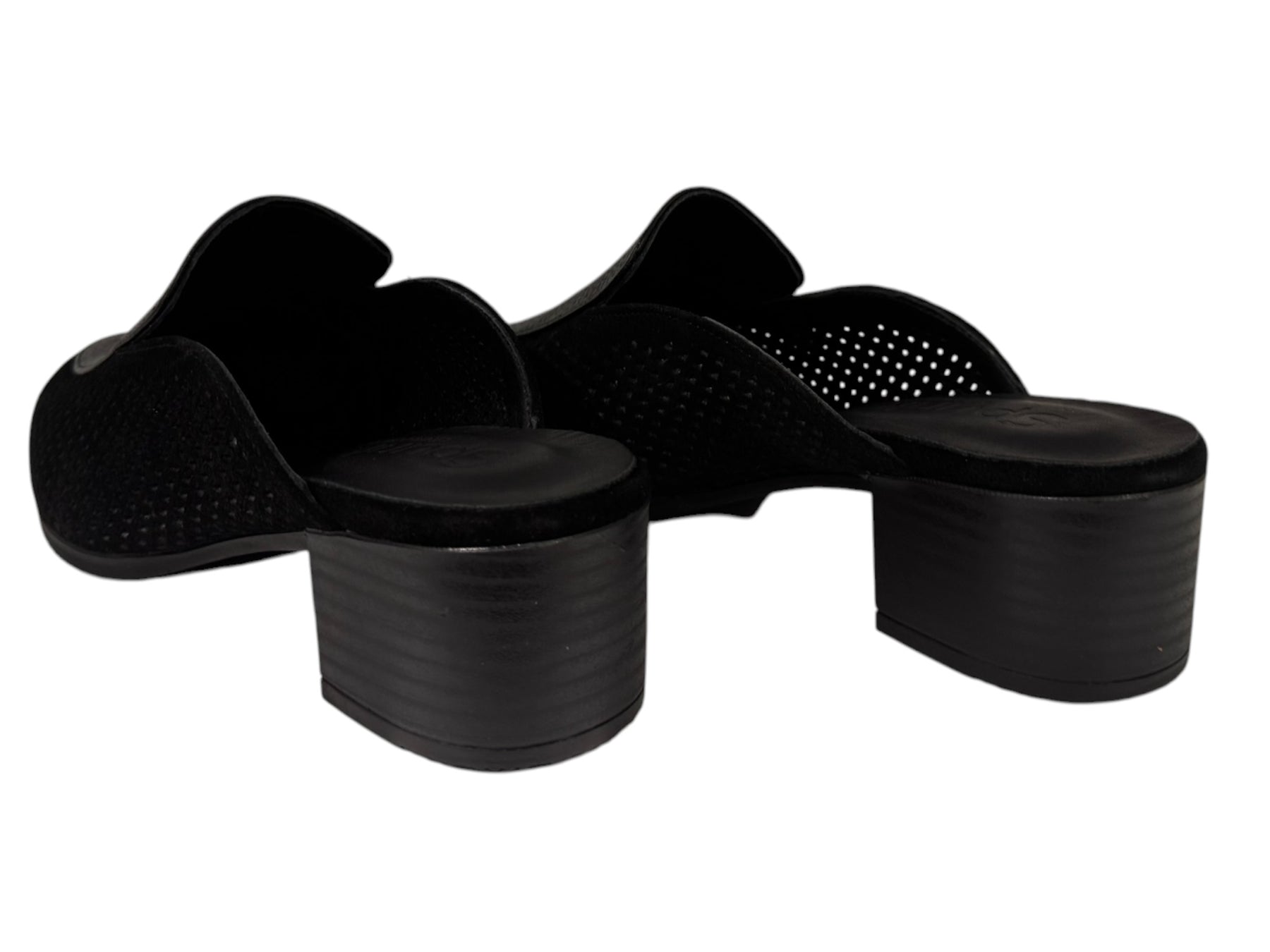 Step into Comfort with Our Small Heel Leather Sandals - J-bloomshoes