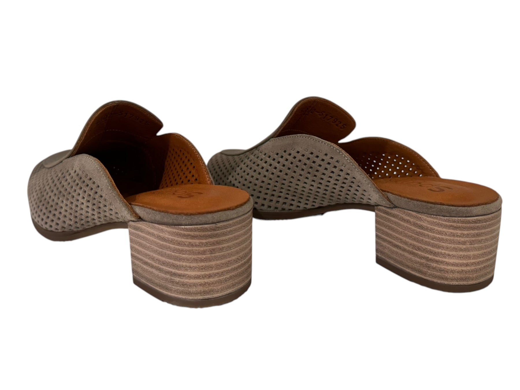 Step into Comfort with Our Small Heel Leather Sandals - J-bloomshoes